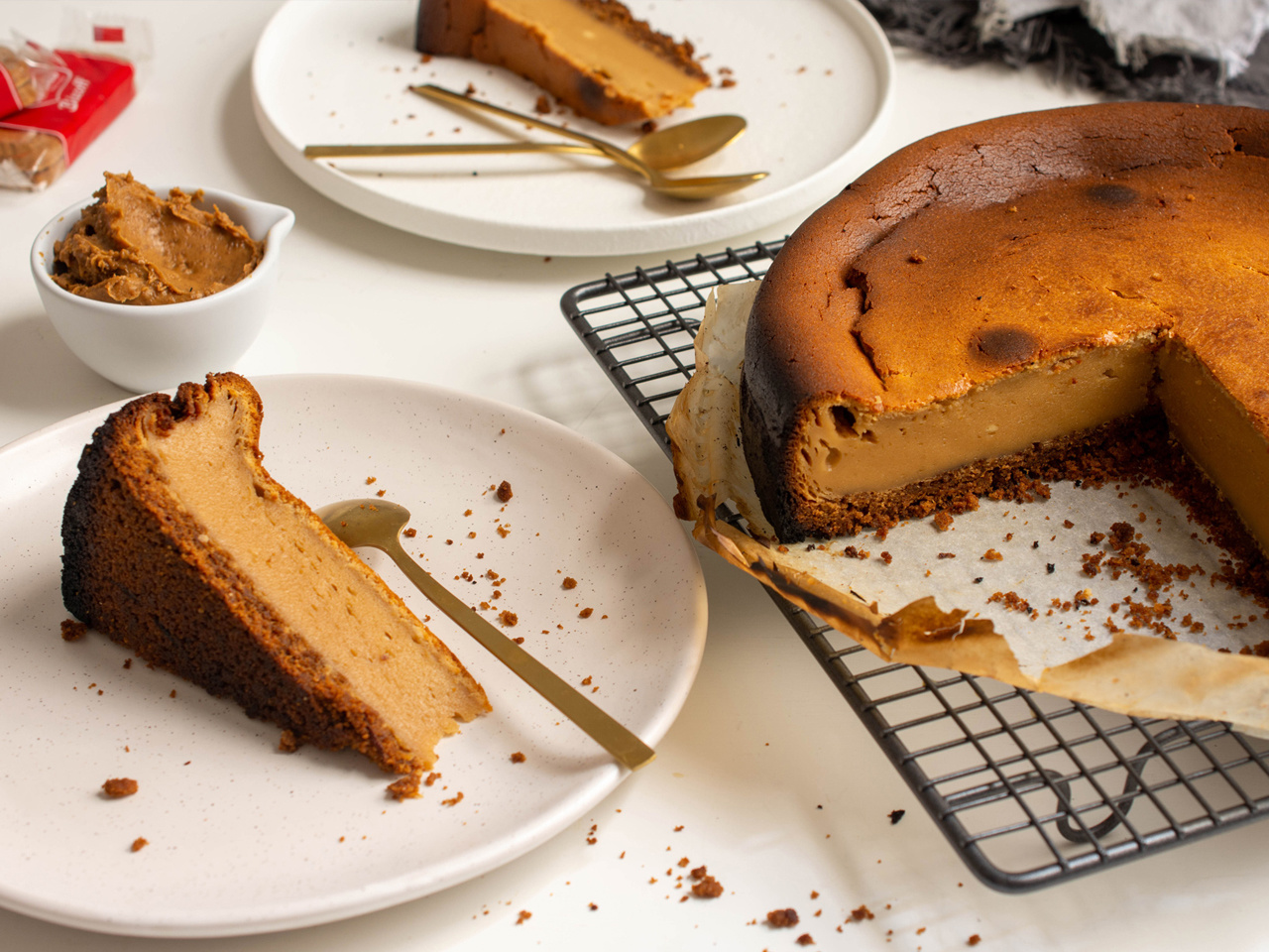  Biscoff Basque Cheesecake
