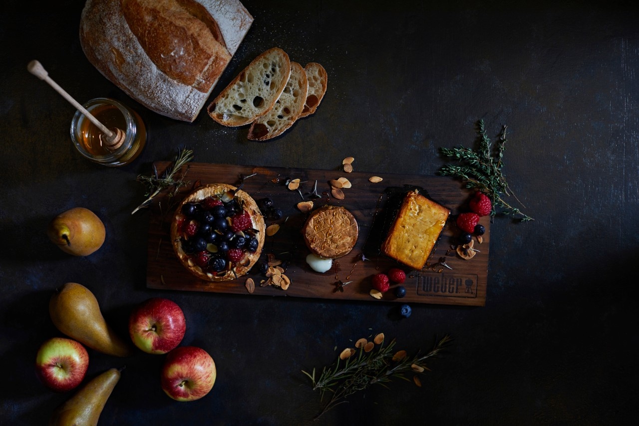  Cedar smoked cheese plank with fresh berries, honey and toasted sourdough


