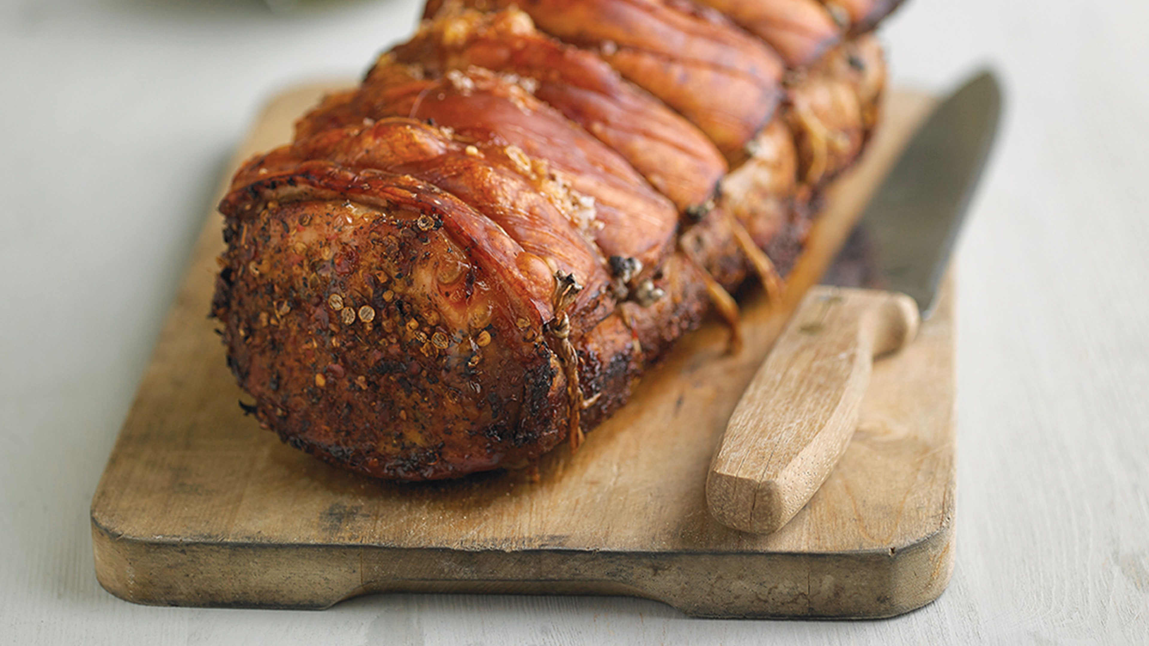  Smoked pork loin and crackling


