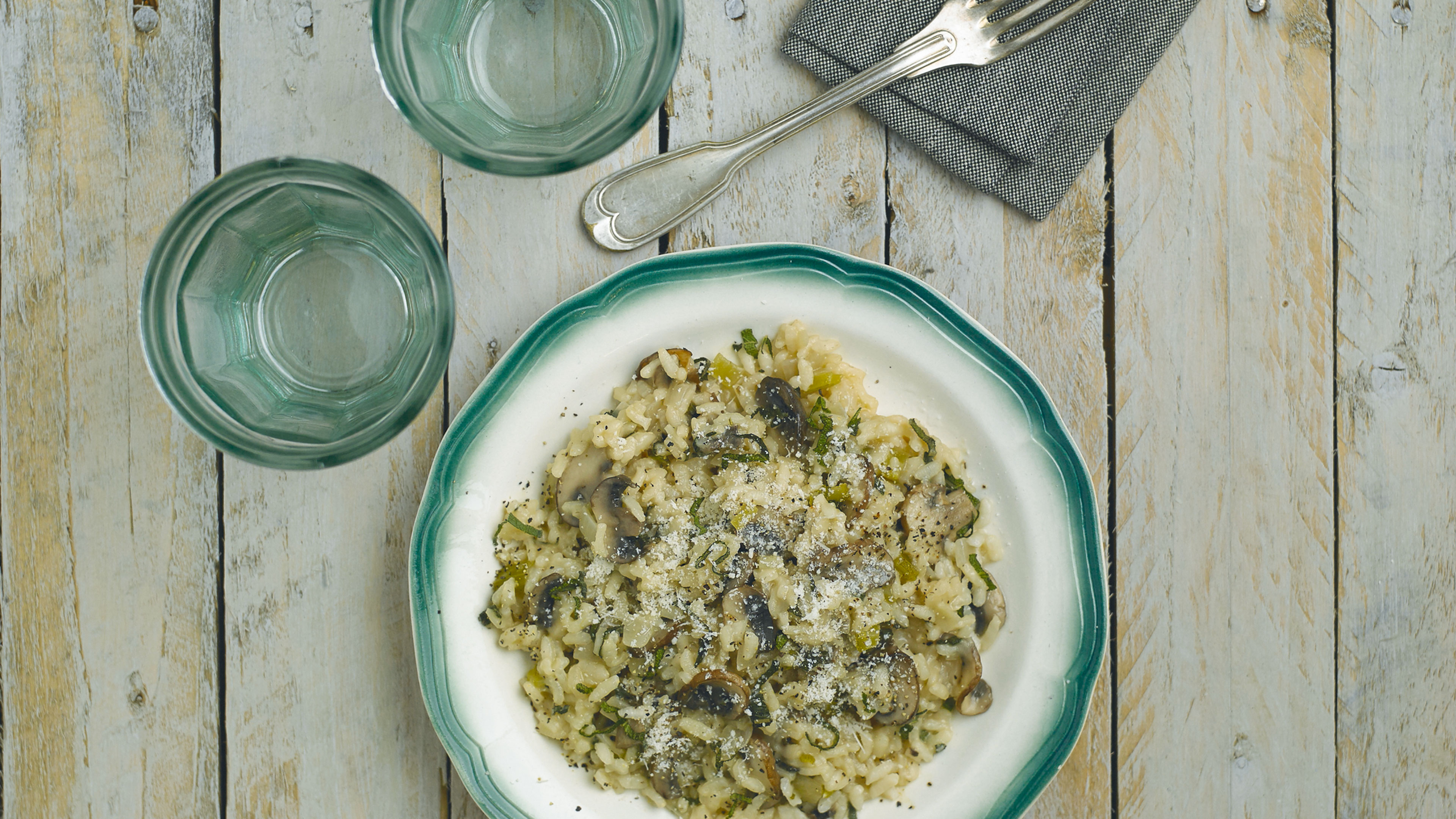  Sage and mushroom risotto


